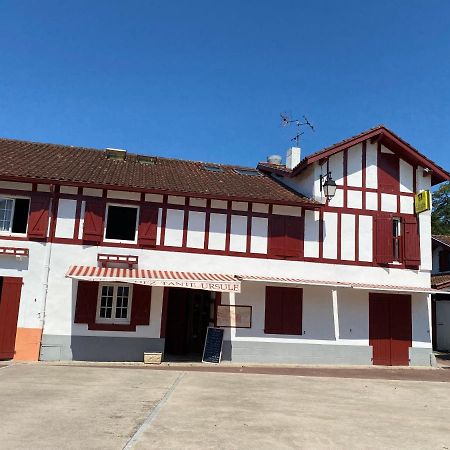 Auberge Chez Tante Ursule Cambo-les-Bains Exterior photo