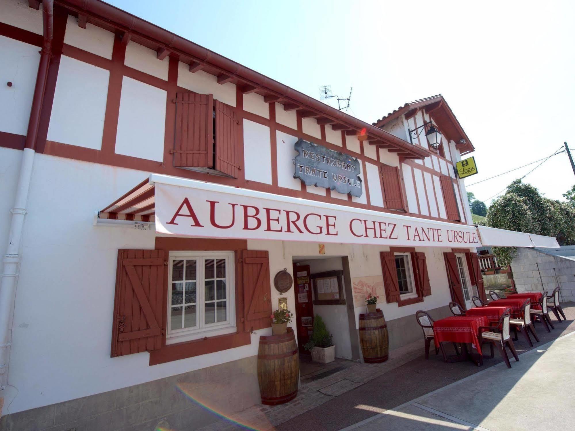 Auberge Chez Tante Ursule Cambo-les-Bains Exterior photo